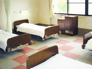 療養室（４床）